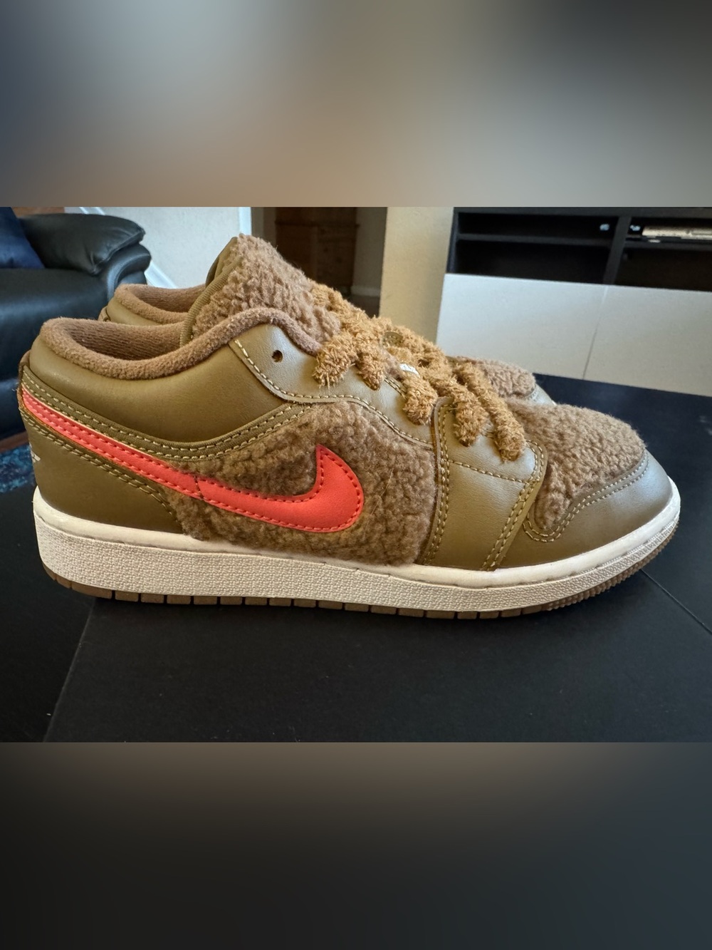 Jordan 1 Low Utility Teddy Bear, VNDS. Size 4 Youth/5.5 Women’s